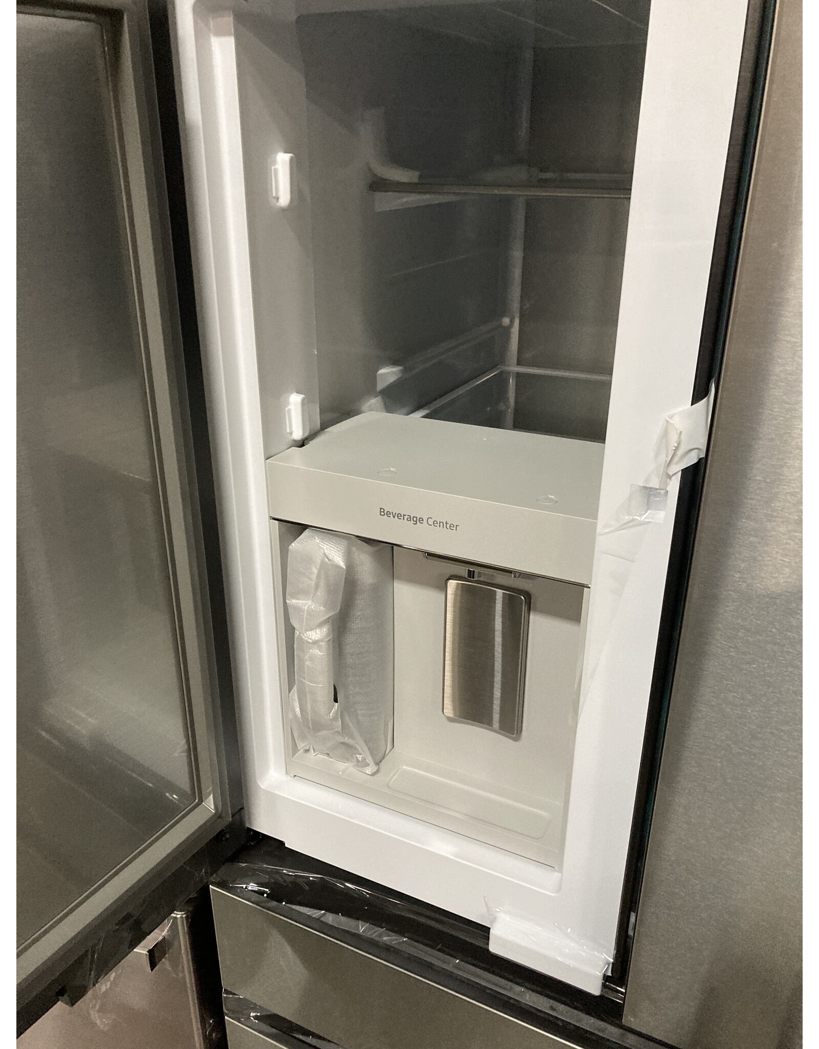 BWD Scratch & Dent Samsung French Door Refrigerator RF29BB8600QLAA