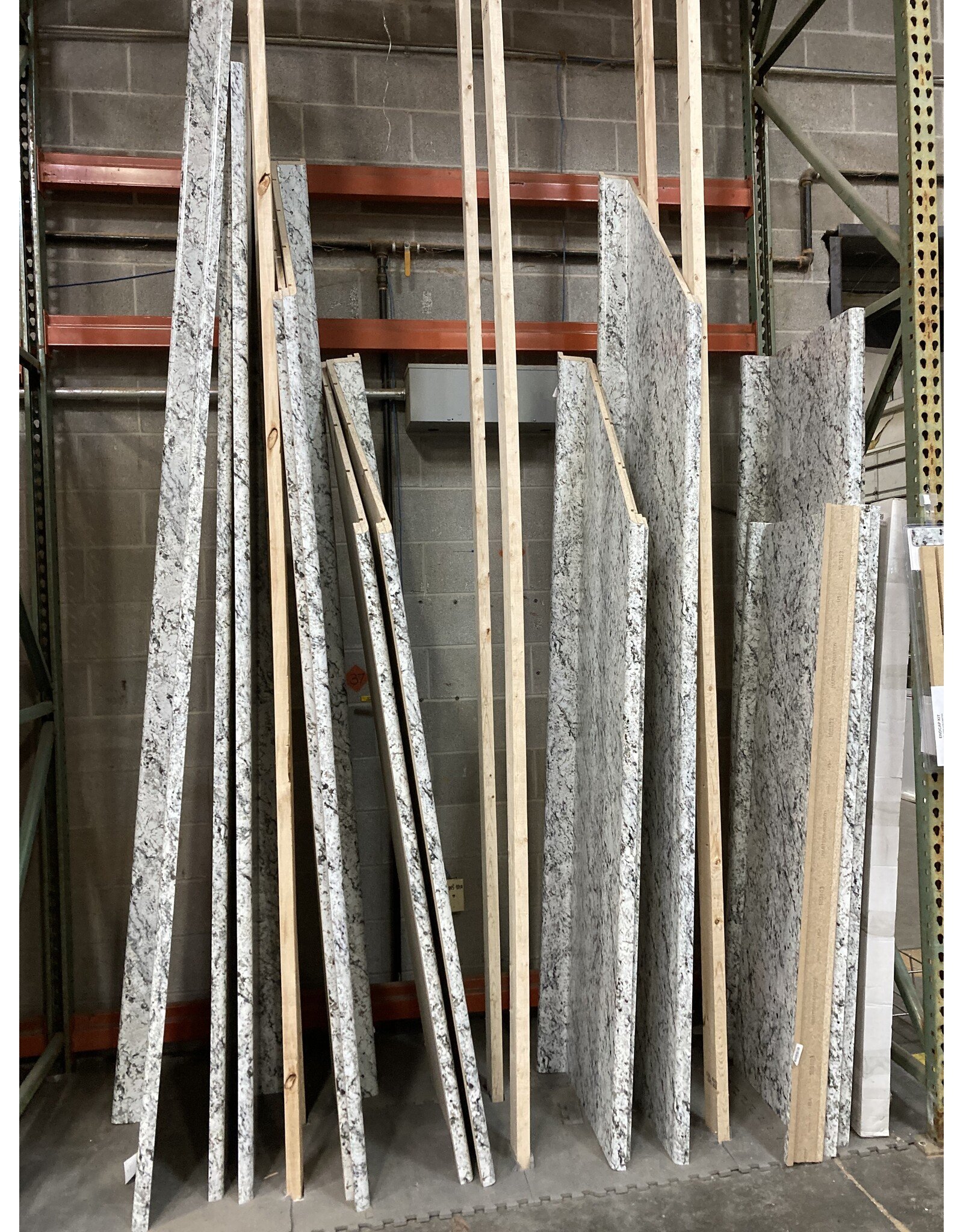 HKC Laminate Countertop 9476-43 White Ice Granite 25.25x120 Right Miter (10ft)