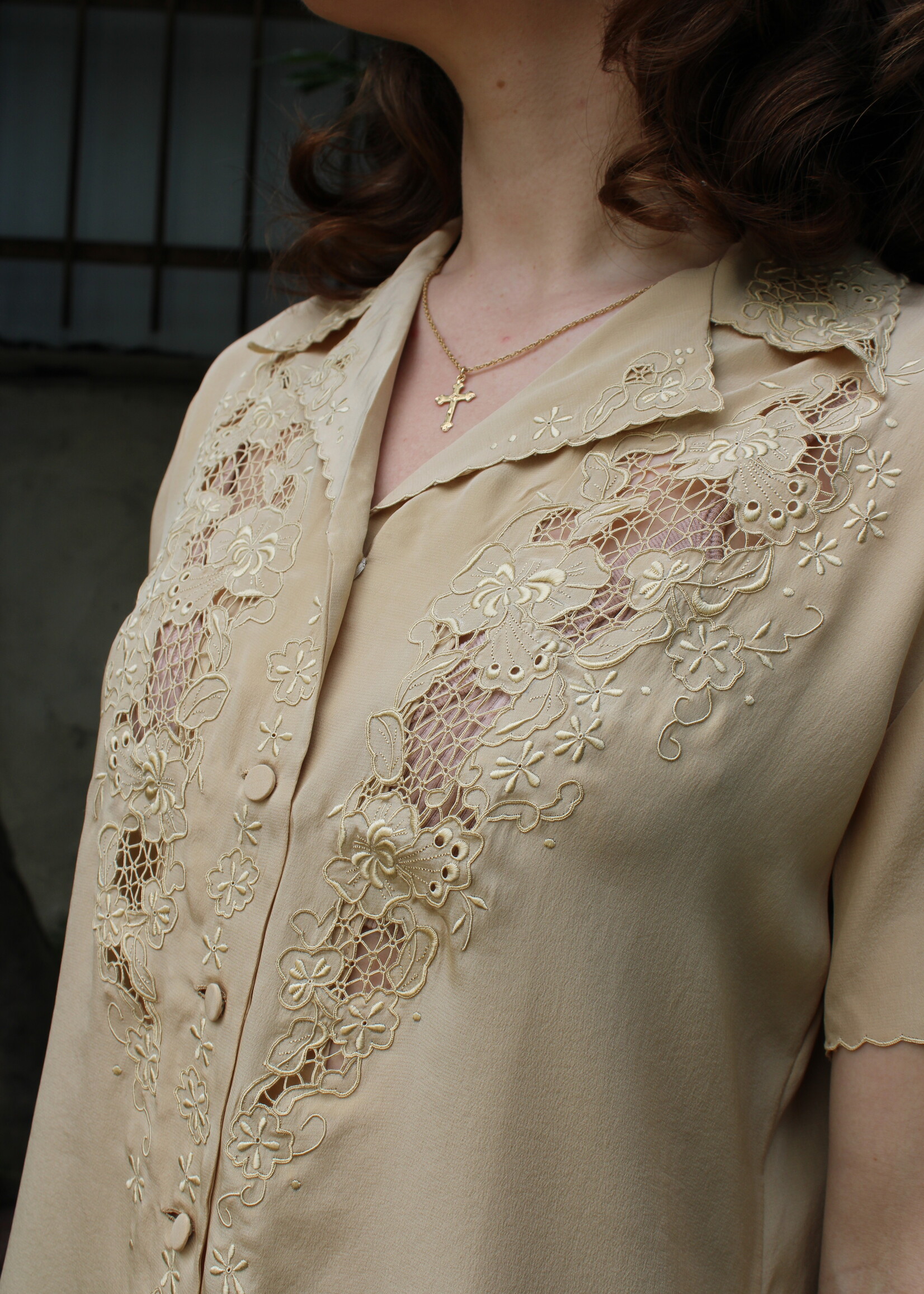 Peony Brand Vintage Hand Embroidered Western Collar Silk Blouse