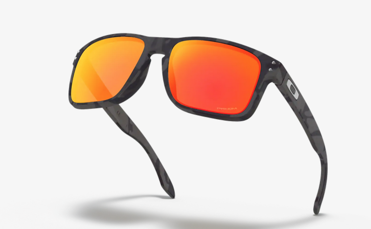 Oakley Oakley Holbrook Matte Black Camo | Prizm Ruby