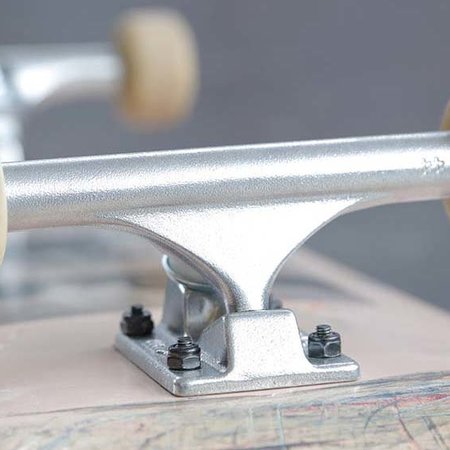 Skateboard Trucks