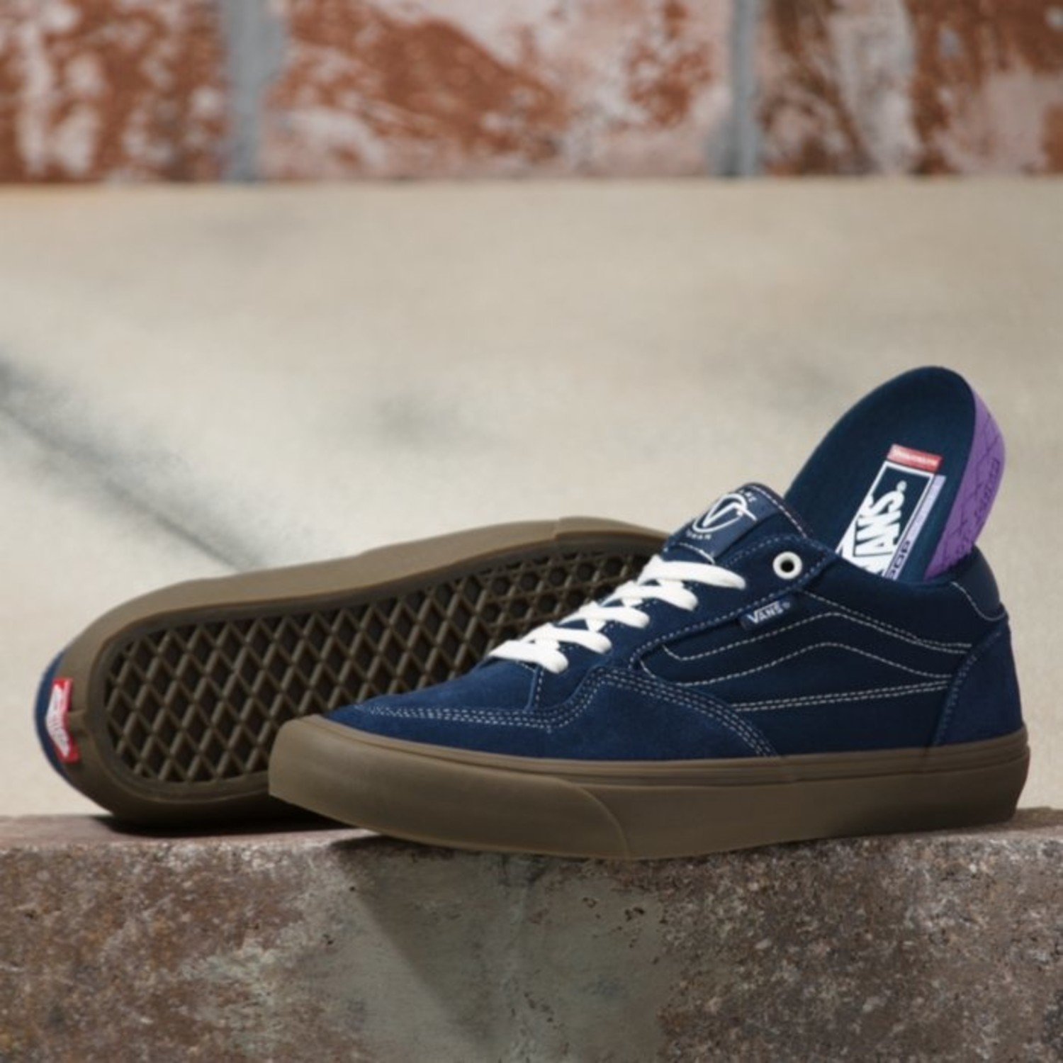 Dressy vans mens best sale