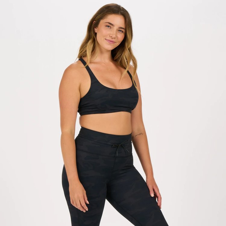 Vuori Vuori Womens Yosemite Bra | Black Camo