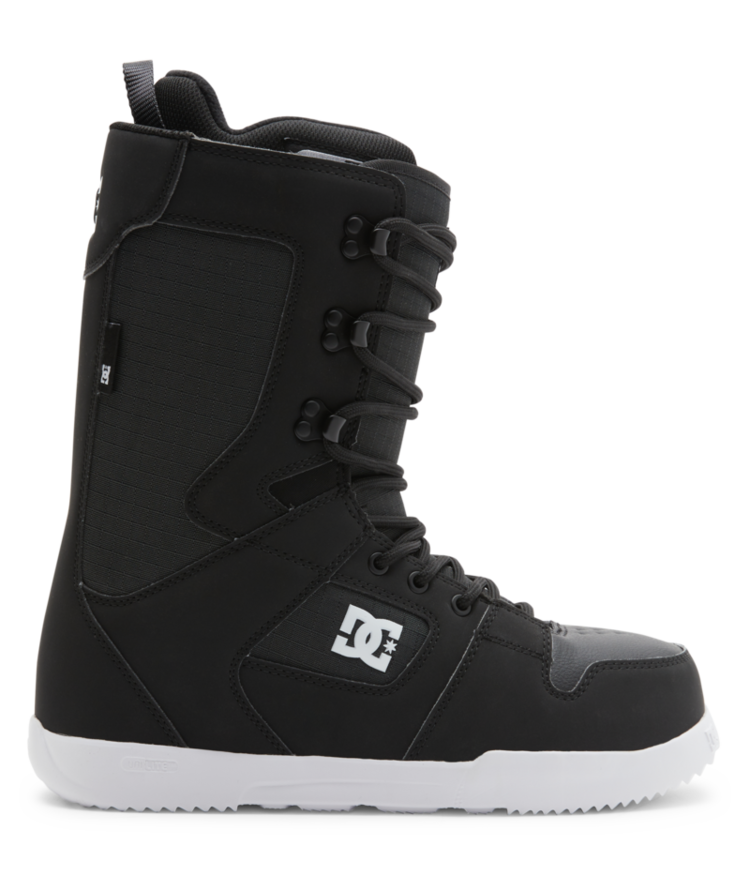 DC Dc M Phase 2026 | Black/White