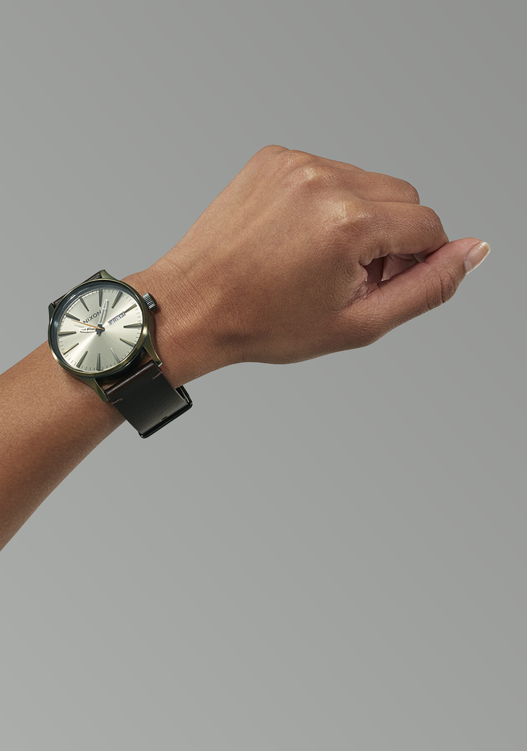 Nixon Nixon Sentry Leather | Vintage White/Surplus