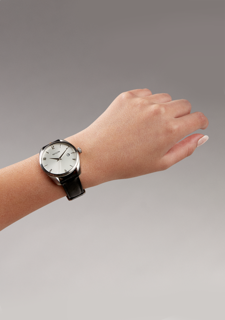 Nixon Nixon Thalia Leather | Silver/Black