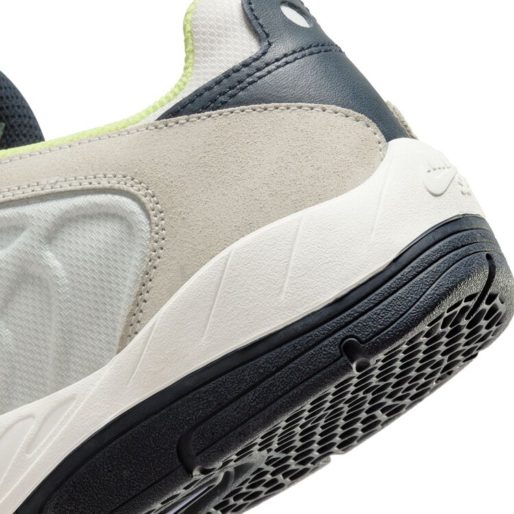 Nike SB Nike Sb Vertebrae (Mens) | Summit White/Persian Violet