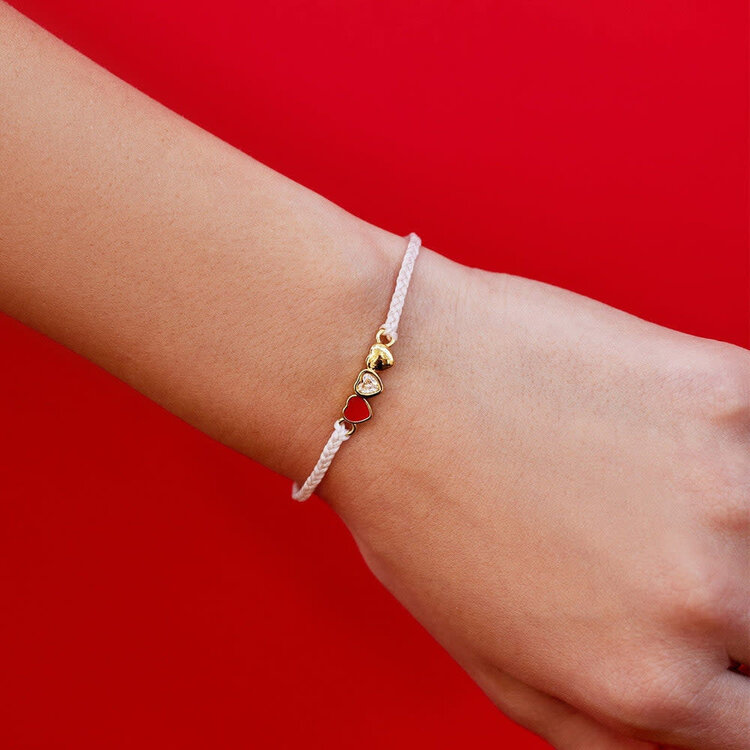 Pura Vida Pura Vida Red Cross: Three Hearts Charm Bracelet | Vanilla