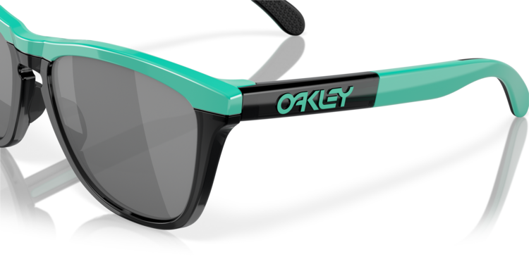 Oakley Oakley Frogskins Range Celeste/Black Ink | Prizm Black