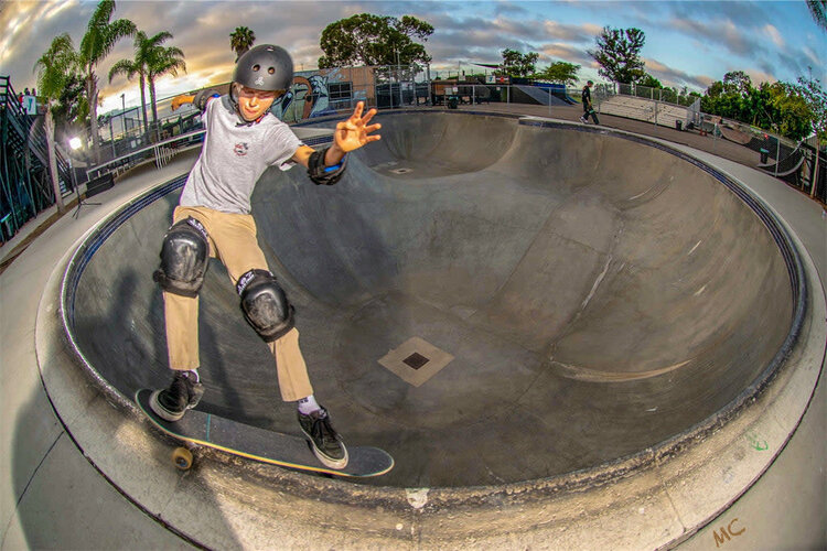 Triple Eight T8 Sweatsaver Cert | Black/Rubber