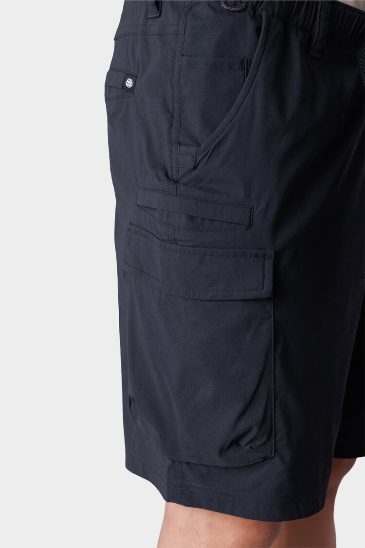 686 686 Mens Traveler Featherlight Cargo Shorts - 8" | Black