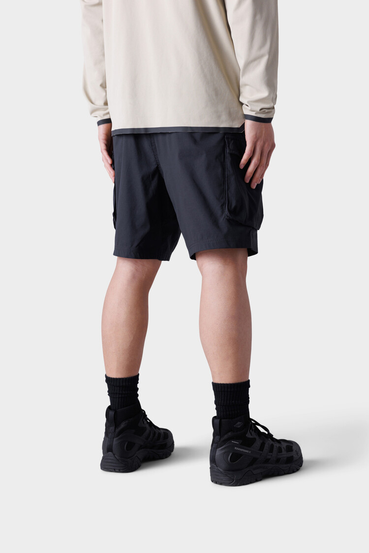 686 686 Mens Traveler Featherlight Cargo Shorts - 8" | Black