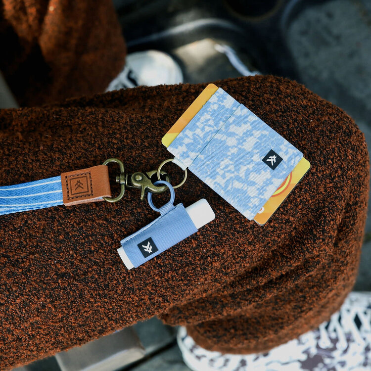 Thread Thread Elastic Wallet | Camden