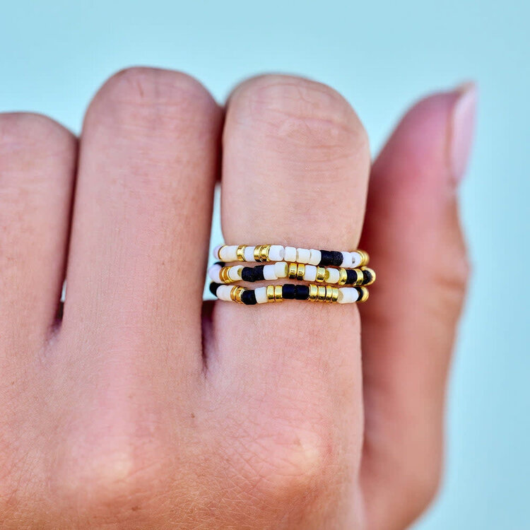 Pura Vida Pura Vida Mixed Sb Gold Stretch Ring Set Of 3 | Monochrome