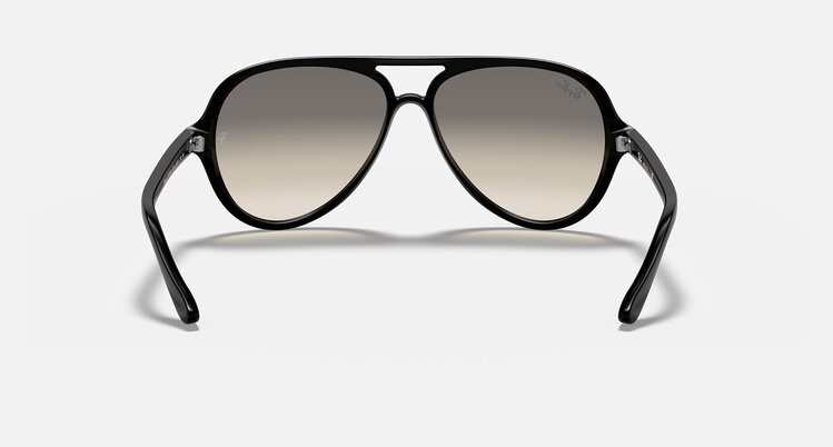 Ray Ban Ray Ban Cats 5000 Classic Polished Black | Light Grey