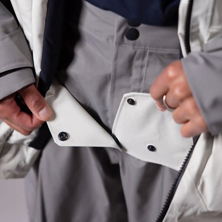 Jones Jones Mtn Surf Rec Jacket 2025 (Mens) | Stealth Black