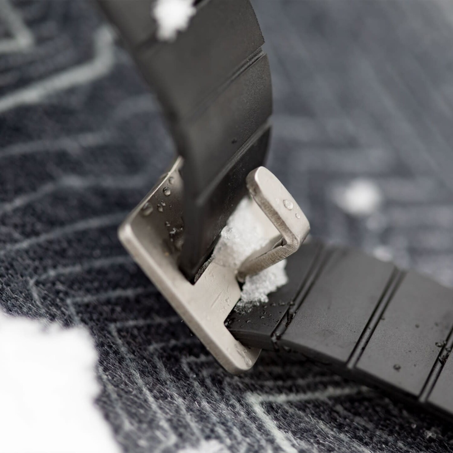 スノーボード Jones Pomoca Nomad Pro splitboard skins Jones Nomad Pro Pre-cut Splitboard Skins 2025 | Black - The Drop