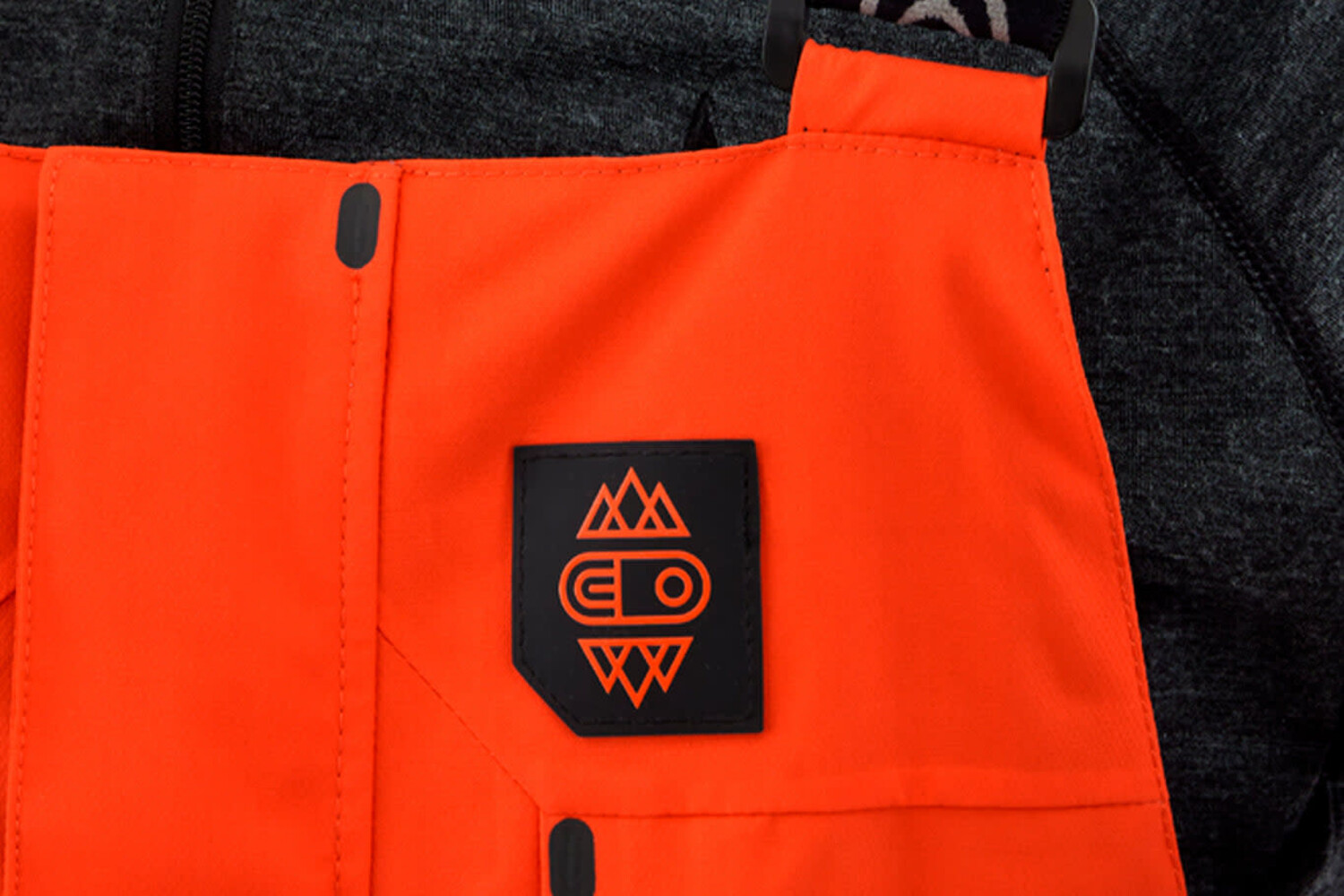 Airblaster Beast Bib 2025 (Mens) | Bode Spruce - The Drop Rideshop