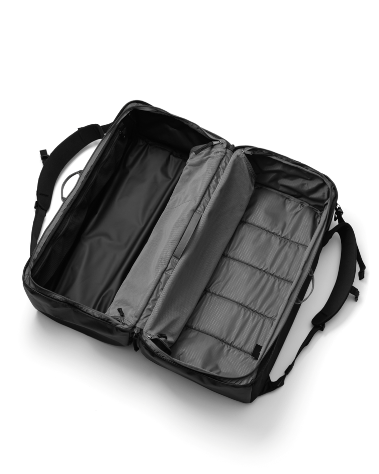 Db Roamer Pro Split Duffel 90L | Black Out