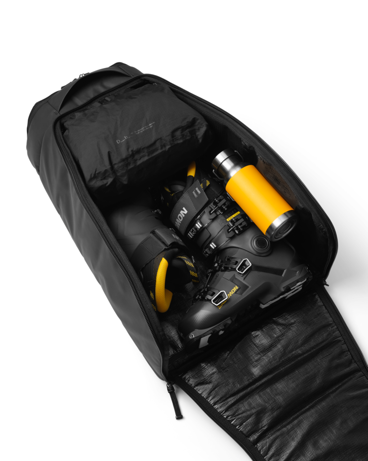 Db Hugger Bootpack 45L | Black Out