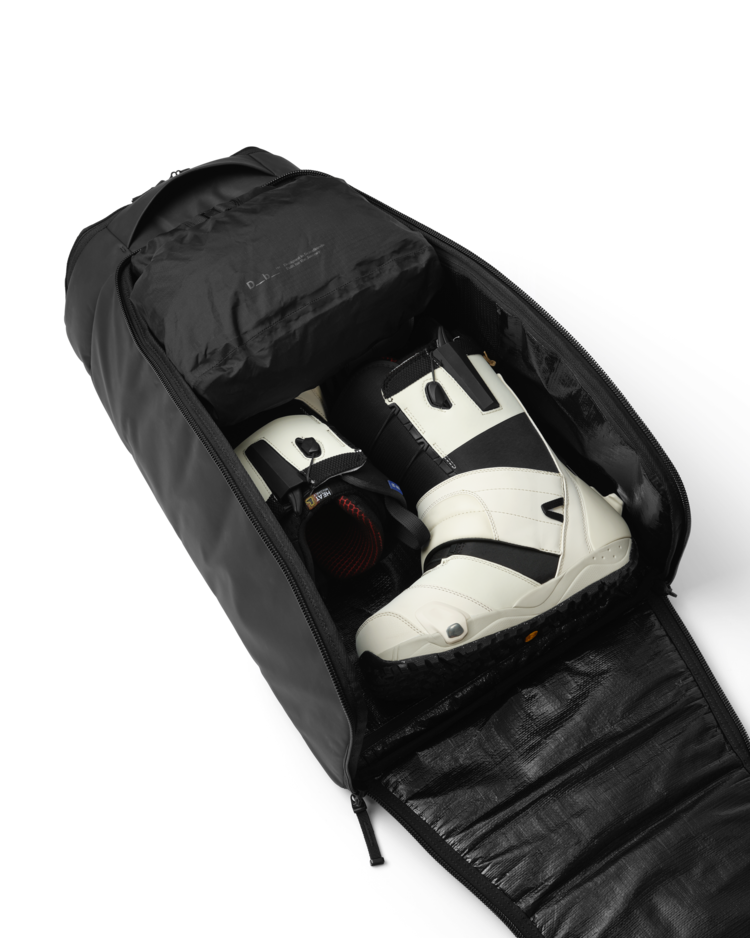 Db Hugger Bootpack 45L | Black Out