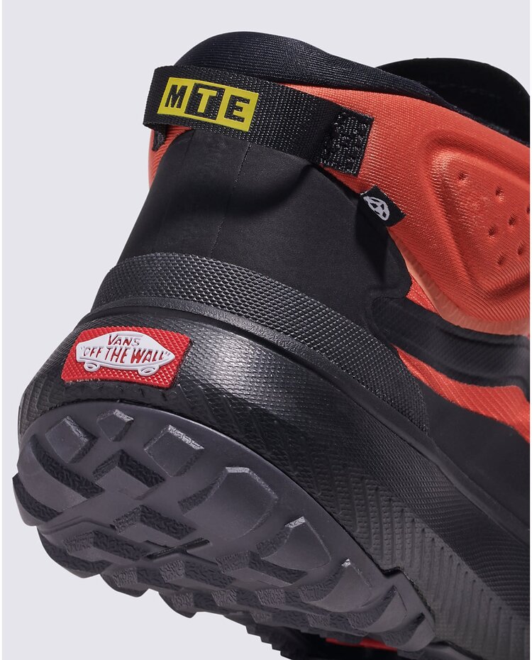 Vans Vans Mte Crosspath Mid (Unisex) | Orange/Black