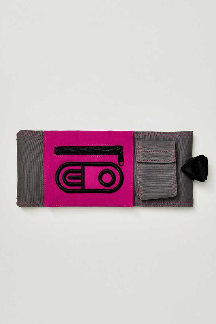 Airblaster Airblaster Leg Bag 2026 (Unisex) | Shark/Magenta