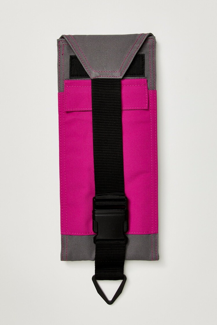 Airblaster Airblaster Leg Bag 2026 (Unisex) | Shark/Magenta