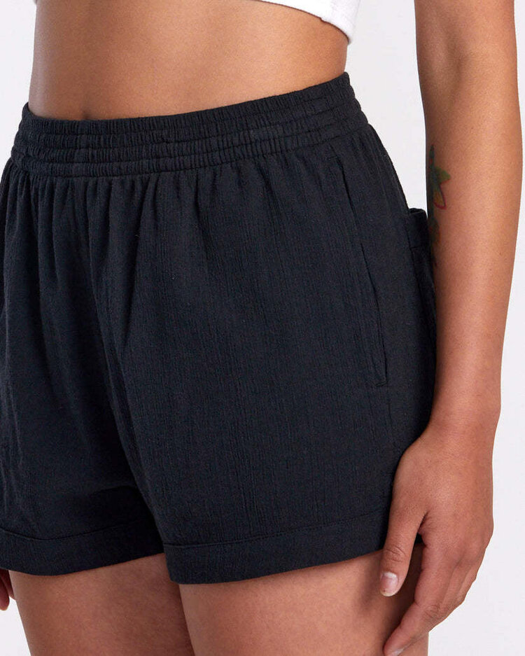 RVCA Rvca Sawyer Cotton Crinkle Short (Womens) | Rvca Black