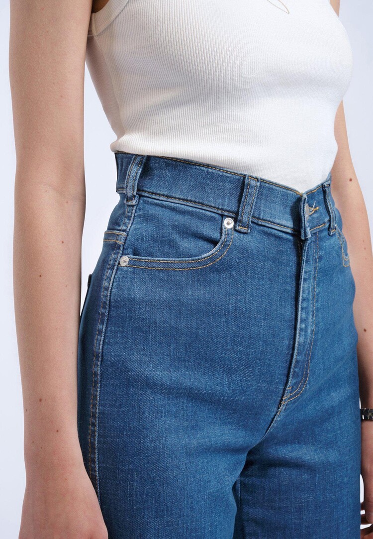 Dr Denim Dr. Denim Moxy Straight Denim (Womens) | Vale Mid Plain