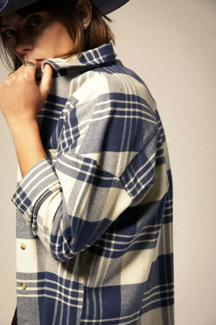 Brixton Brixton Bowery Classic Flannel (Womens) | Azure Blue/Whitecap Plaid