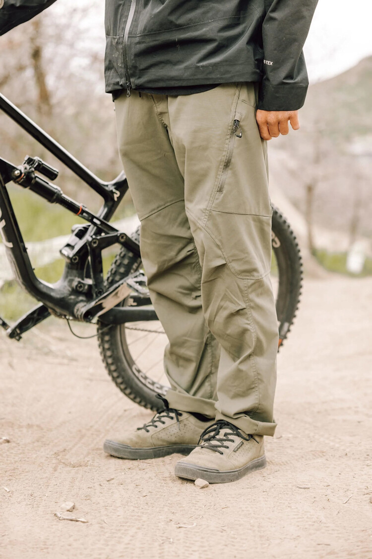 686 686 Anything Cargo Pant - Relaxed (Mens) | Dusty Fatigue
