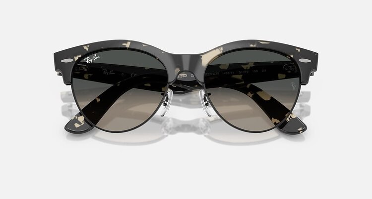 Ray Ban Ray Ban Clubmaster Way Grey Havana On Black | Grey Gradient