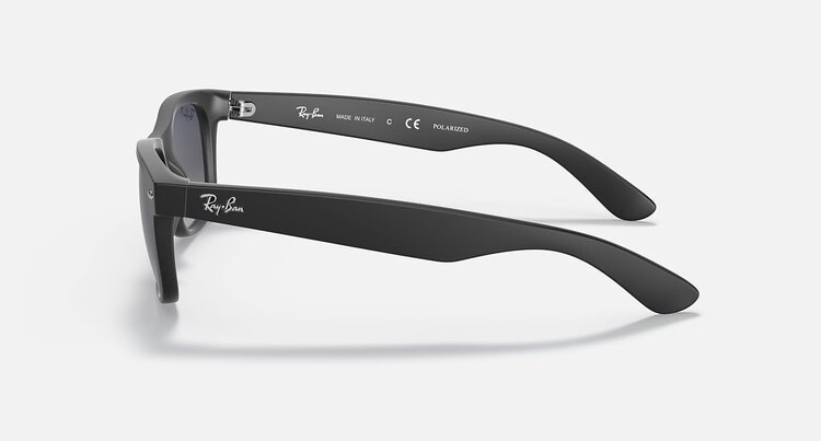 Ray Ban Ray Ban New Wayfarer Classic Matte Black | Blue/Grey Polarized