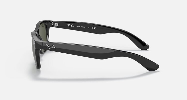 Ray Ban Ray Ban New Wayfarer Classic Polished Black | G-15 Green