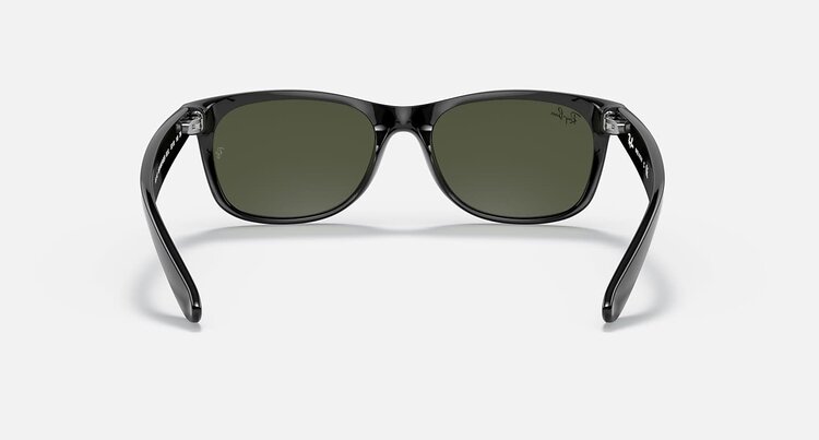 Ray Ban Ray Ban New Wayfarer Classic Polished Black | G-15 Green