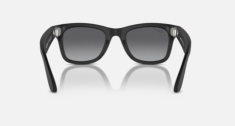 Ray Ban Ray Ban Meta Wayfarer Matte Black | Graphite Grey Gradient Polarized