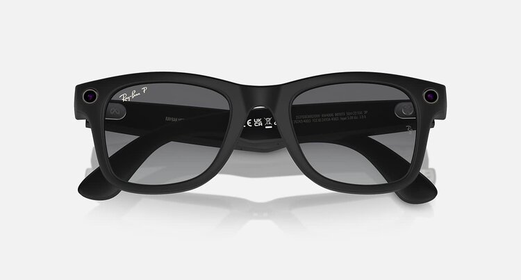 Ray Ban Ray Ban Meta Wayfarer Matte Black | Graphite Grey Gradient Polarized