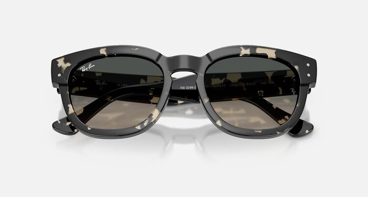 Ray Ban Ray Ban Mega Hawkeye Polished Grey Havana | Grey Gradient