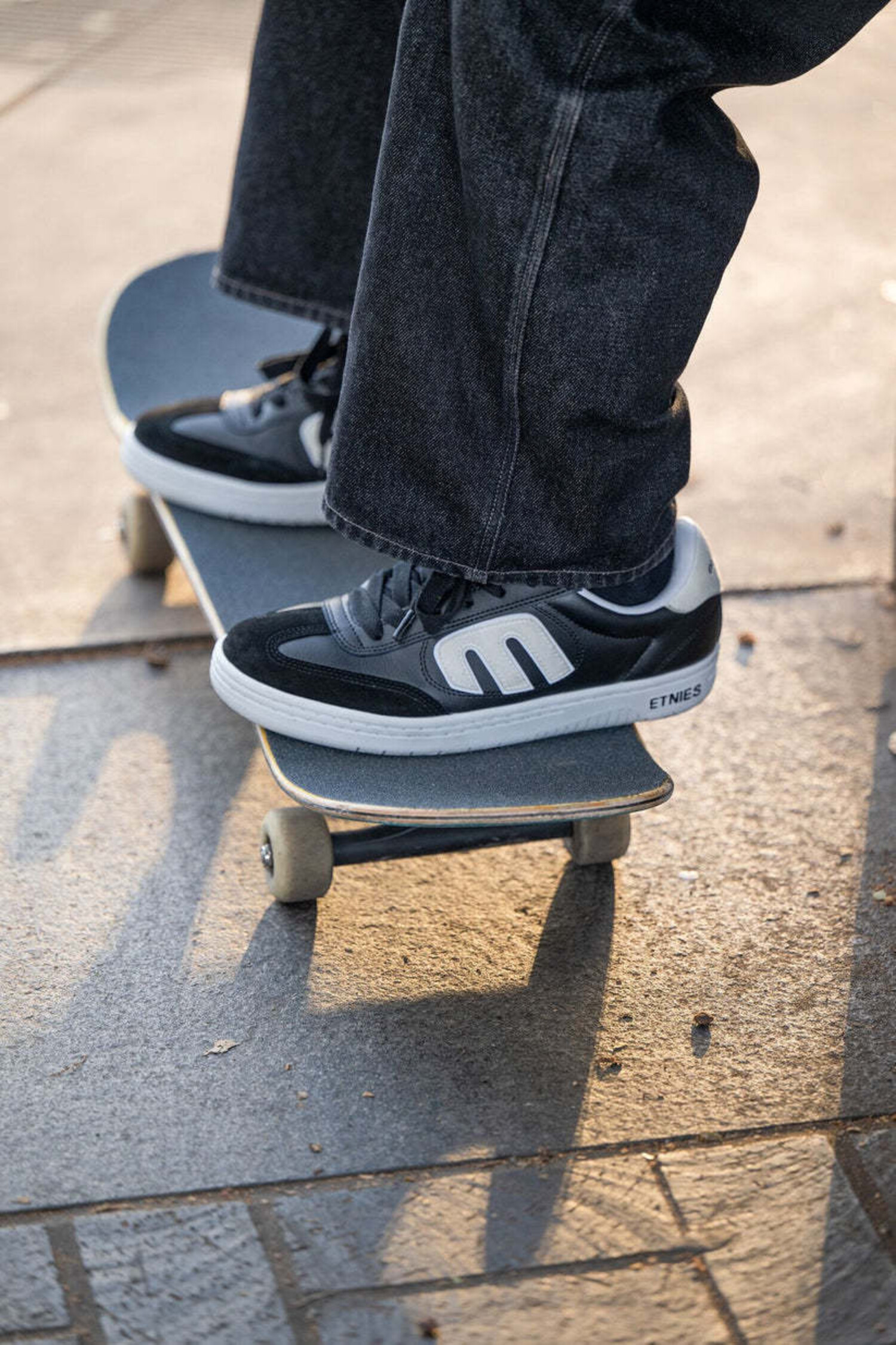 ETNIES Golf Shoes Men\'s Size 10 Lo-Cut II Triple Black Y2K Skateboard NEW w Tags DIG X etnies Lo-Cut Slip - Black/Blue ( New 15% lower price  main image 4