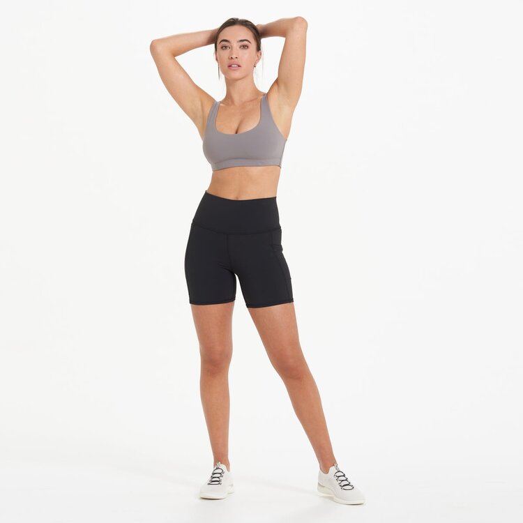 Vuori Vuori Studio Pocket Short (Womens) | Black