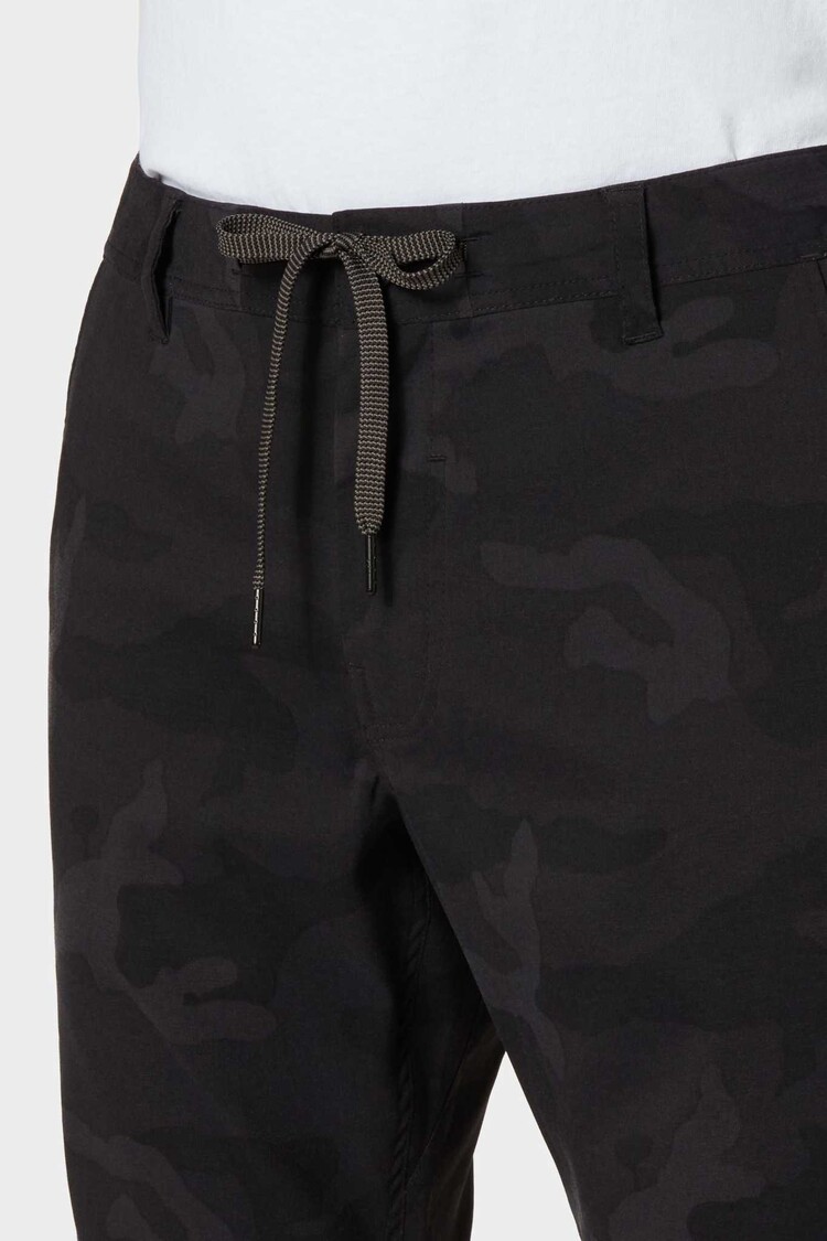 686 686 Everywhere Pant - Relaxed (Mens) | Black Camo