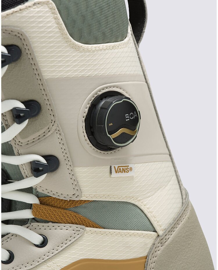 Vans Vans Invade Pro 2024 (Mens) | Darrell Mathes-Beige/Khaki