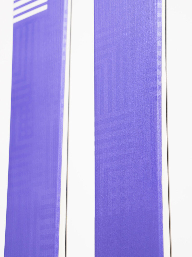 Armada Armada Reliance 82 C + Em10 Package 2025