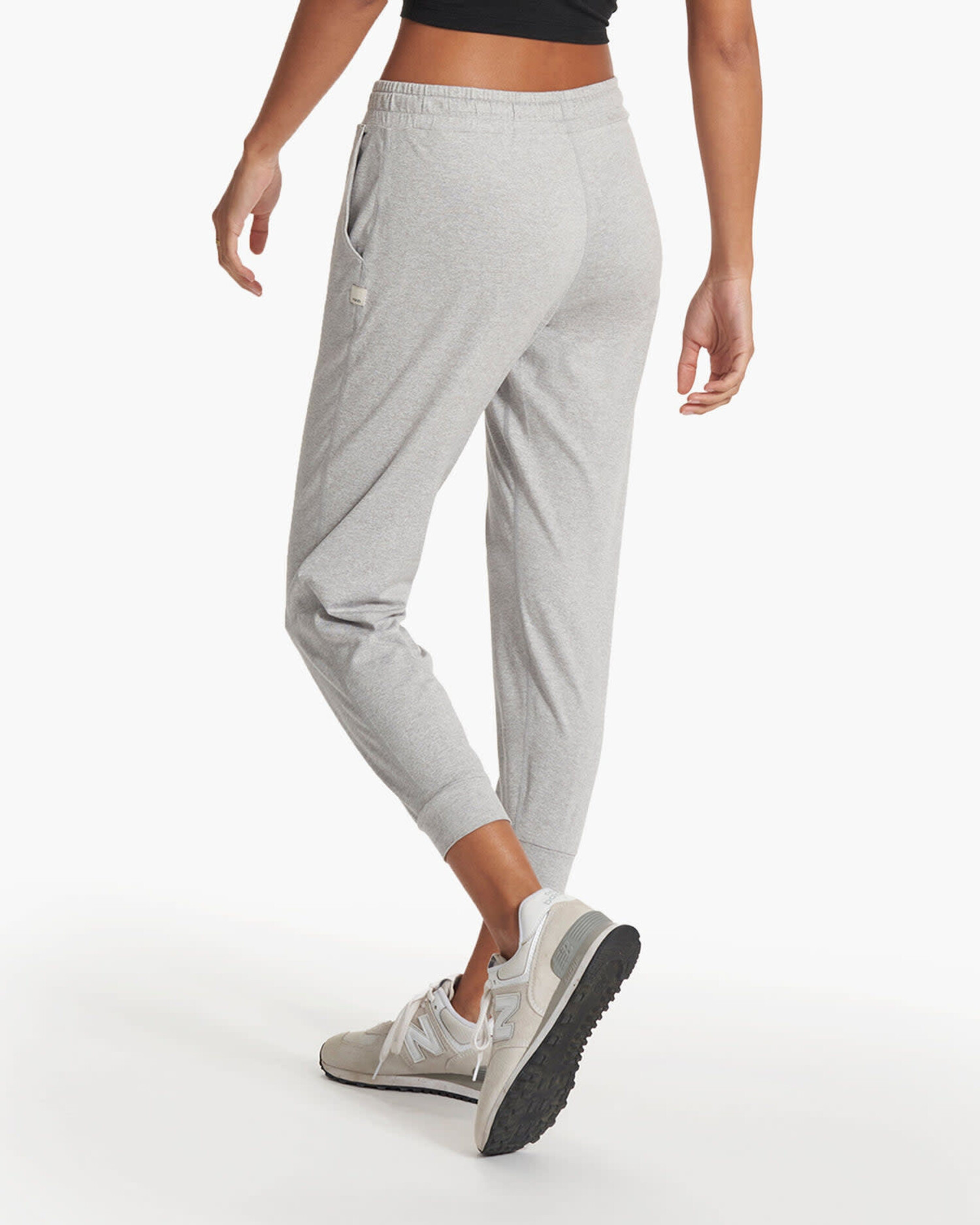 Vuori W Performance Jogger | Pale Grey Heather - The Drop Rideshop