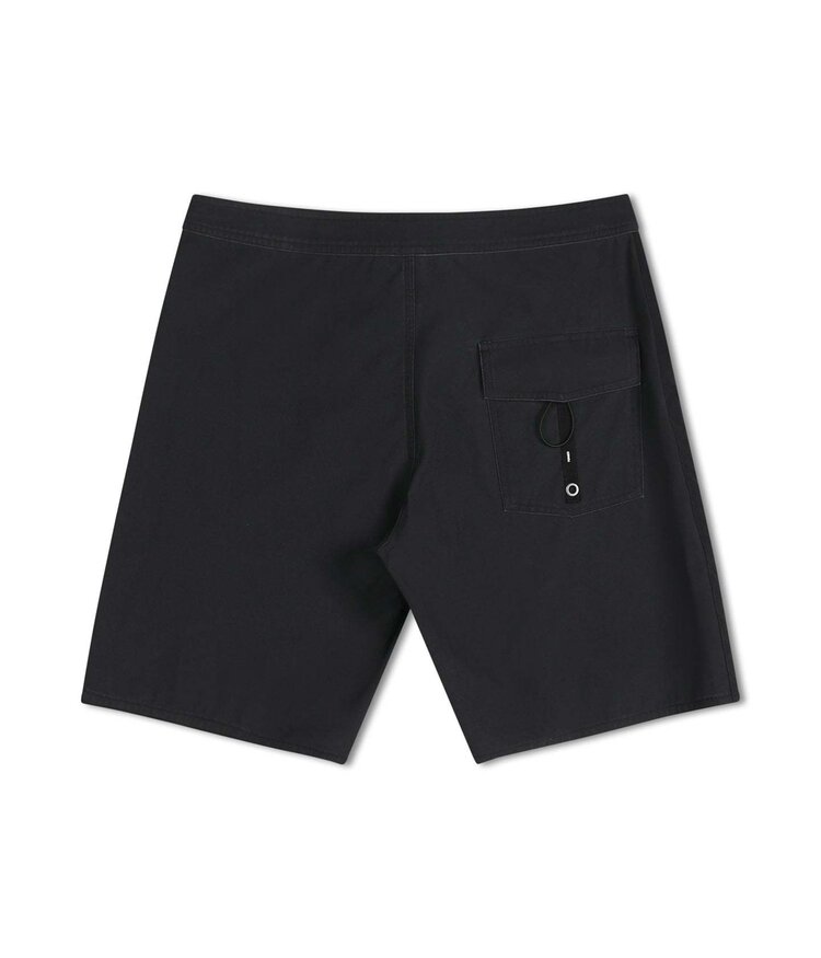 Former Former System 19In Trunk (Mens) | Black