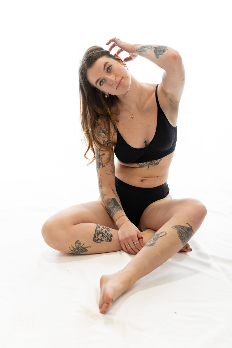 Devon + Lang Devon + Lang Bria Bralette (Womens) | Obsidian