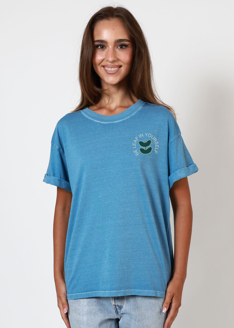 Girl Dangerous Girl Dangerous Grow Your Own Way Bf Tee | Denim Blue