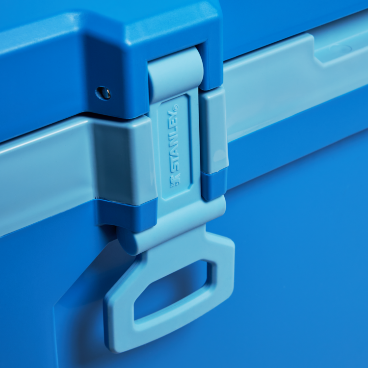 Stanley Stanley The Cold-For-Days Outdoor Cooler 50 Qt | Azure