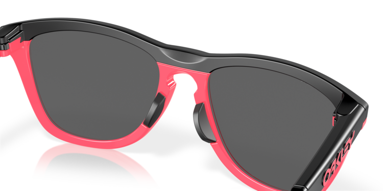 Oakley Oakley Frogskins Hybrid Matte Black/Neon Pink  | Prizm Black